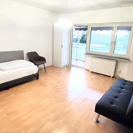 Haus37 * Ruesselsheim